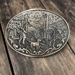🔴 Vintage hunting belt buckle